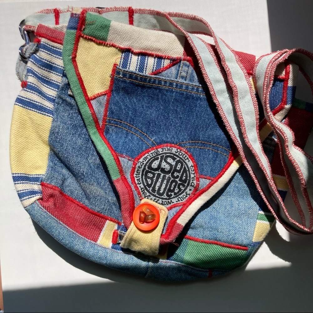 Guess used blues purse